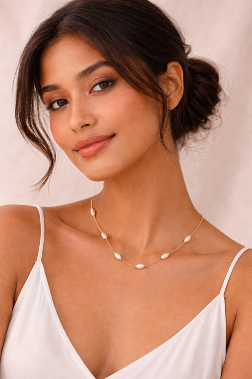 Pearlline Necklace